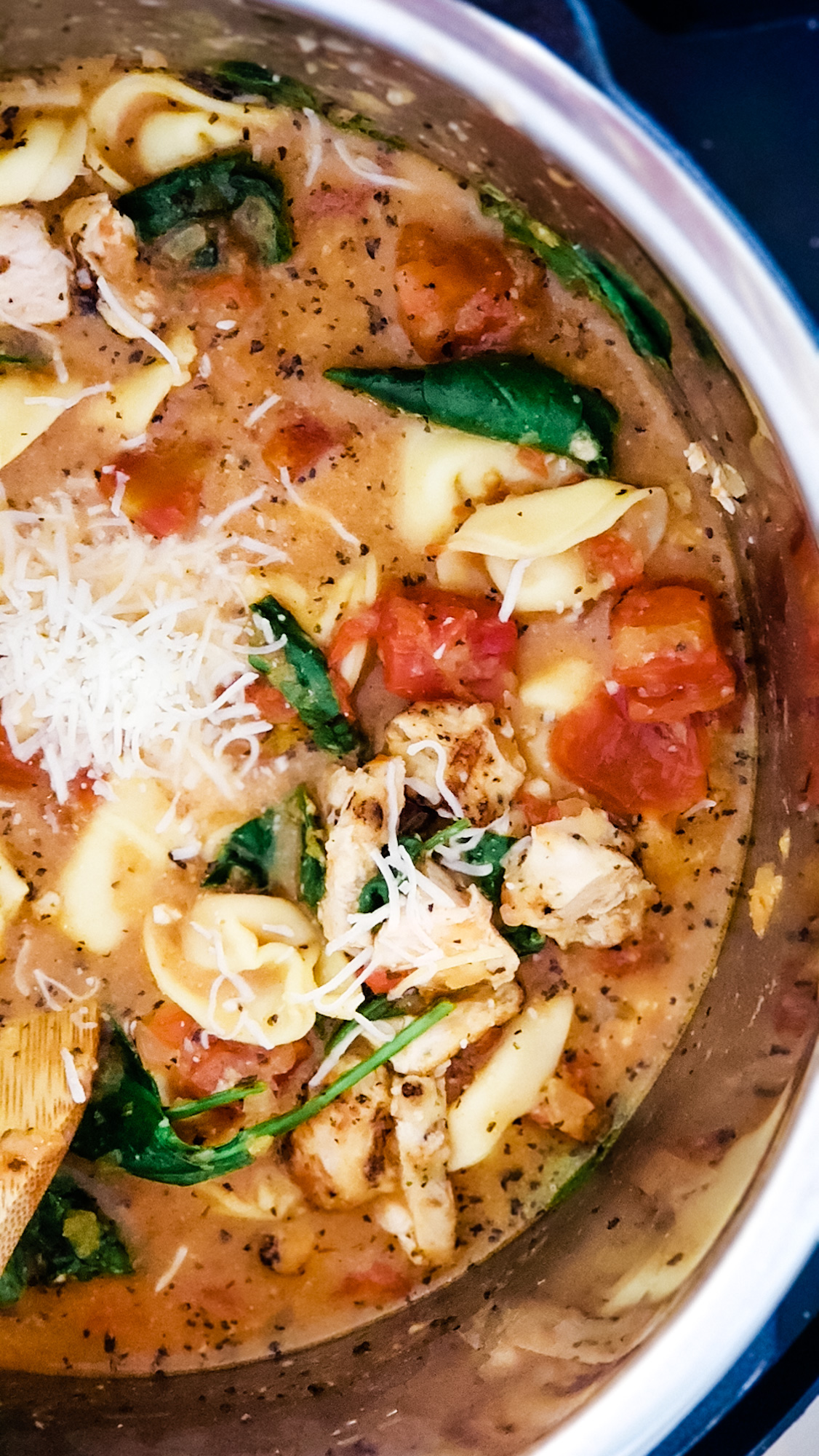 Comfort Food Made Easy: Instant Pot Creamy Chicken Tortellini Soup ...