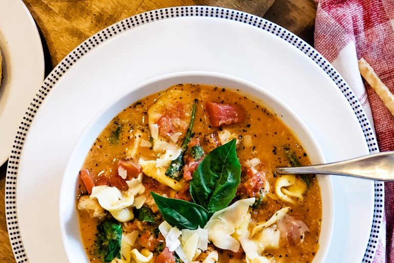 Instant Pot Creamy Chicken Tortellini Soup