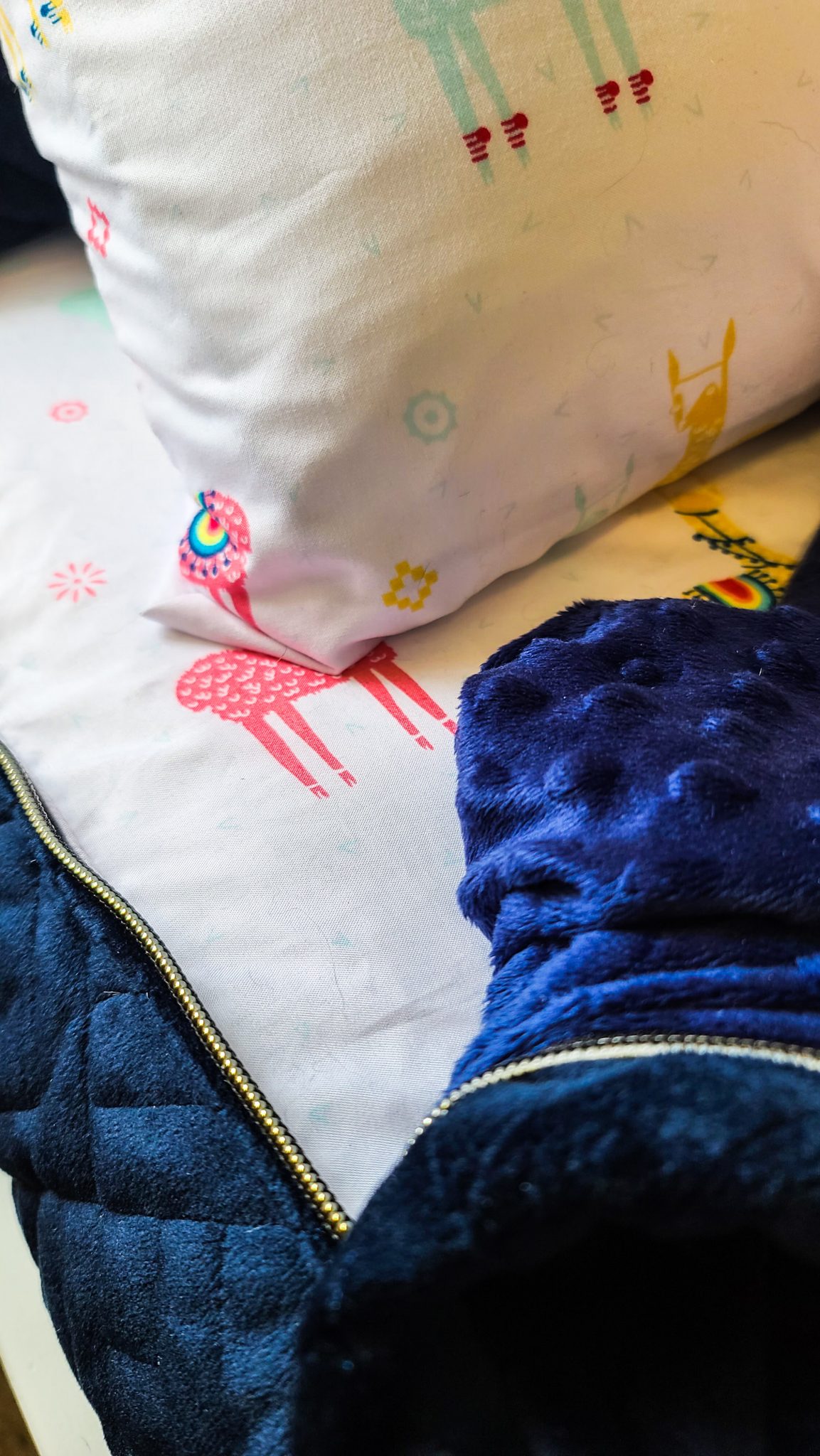 The Ultimate Solution for Small Spaces and Kids DIY Zippered Bedding