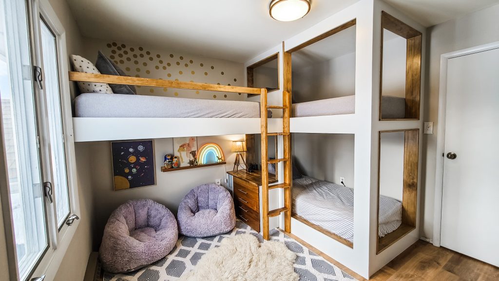Diy Built In Triple Bunk Beds Tidy Mo, Ceiling Height For Triple Bunk Bed