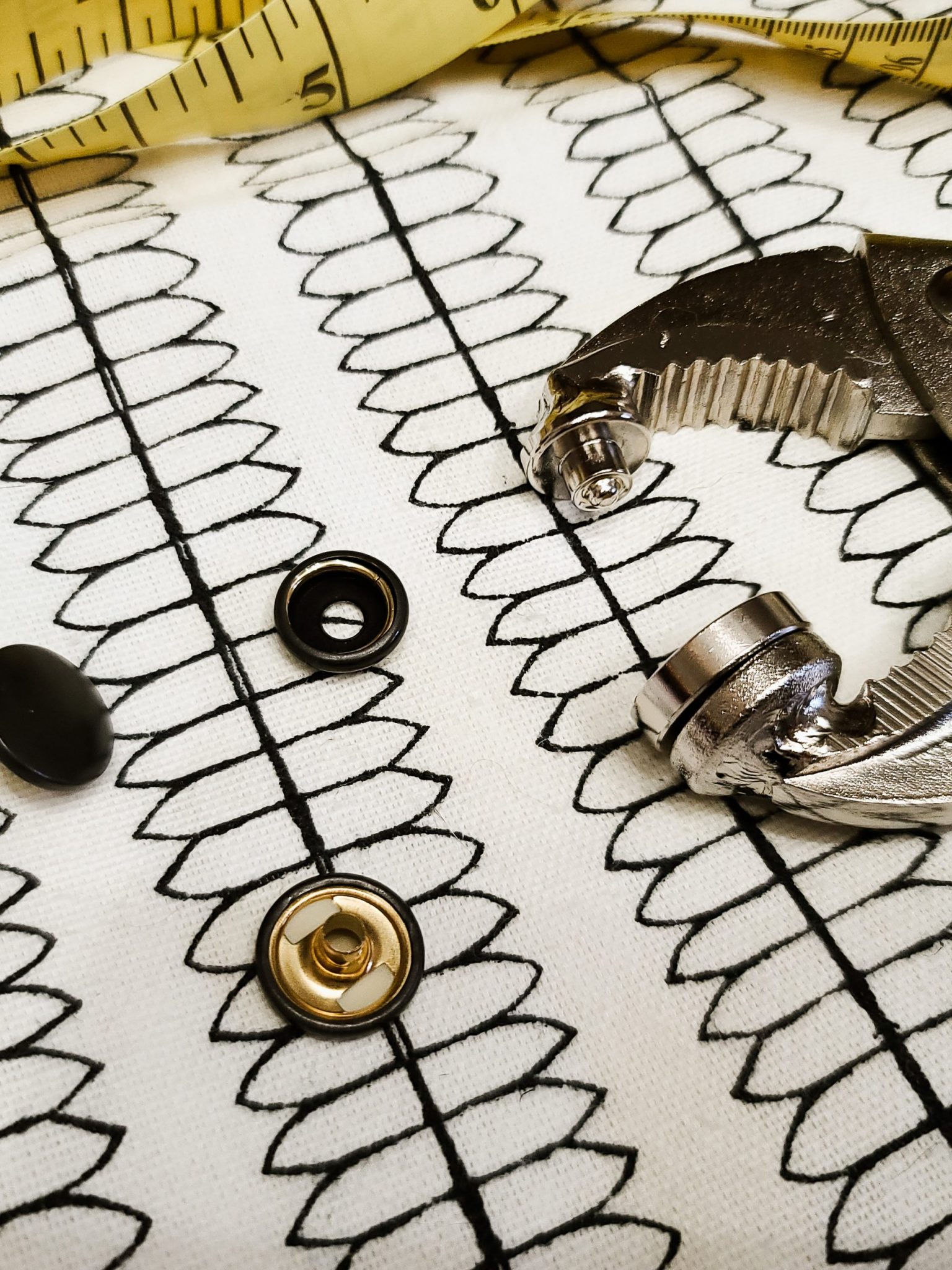 How to attach snaps to fabric Tidy Mo